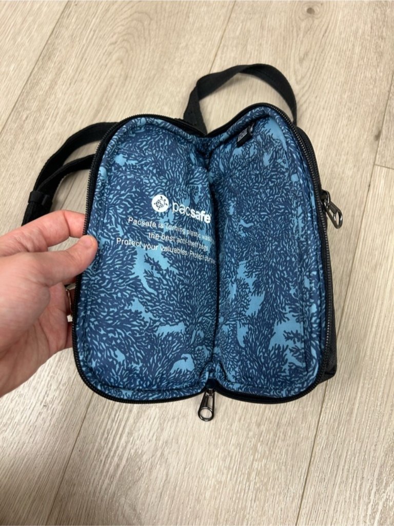 Pacsafe Women's Daysafe Anti Theft Tech Crossbody, Econyl Black — image 3 of 4